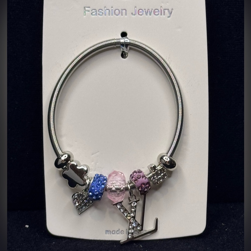 Fashion Jewelry Silver Tone Sparkling Heart Charm Stretch Bracelet Blue Purple